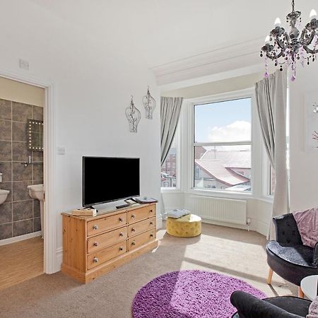 White Rose Guest House Файли Екстериор снимка