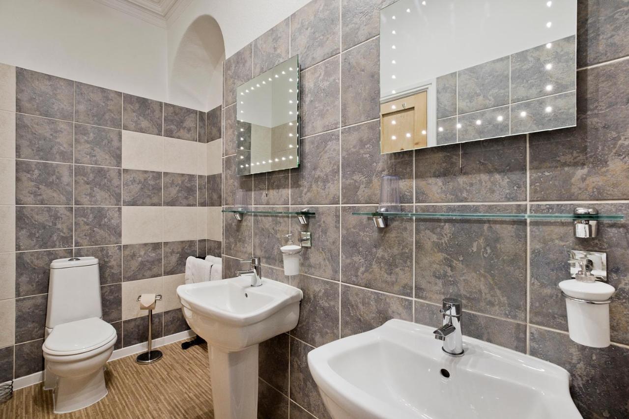 White Rose Guest House Файли Екстериор снимка