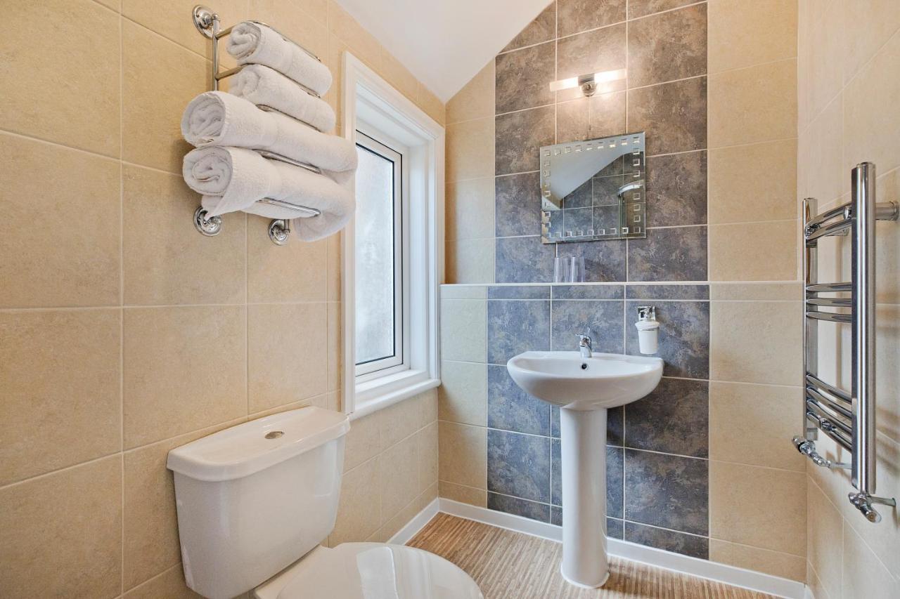 White Rose Guest House Файли Екстериор снимка